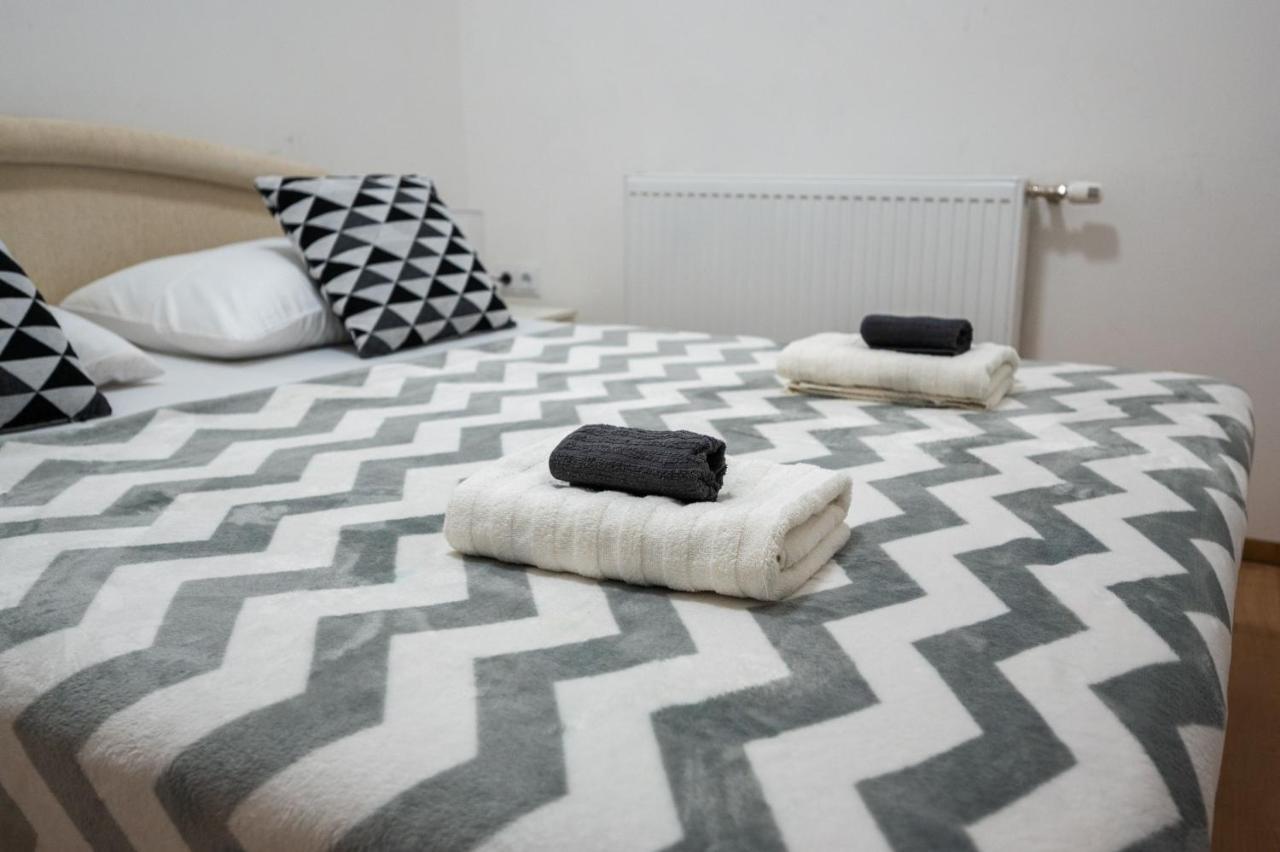 Spacious And Bright 2Bdr Apartment In The Old Town サラエヴォ エクステリア 写真