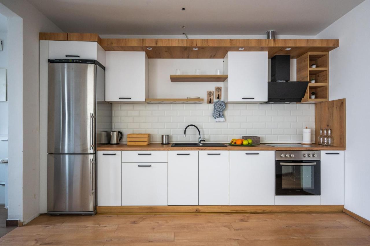 Spacious And Bright 2Bdr Apartment In The Old Town サラエヴォ エクステリア 写真