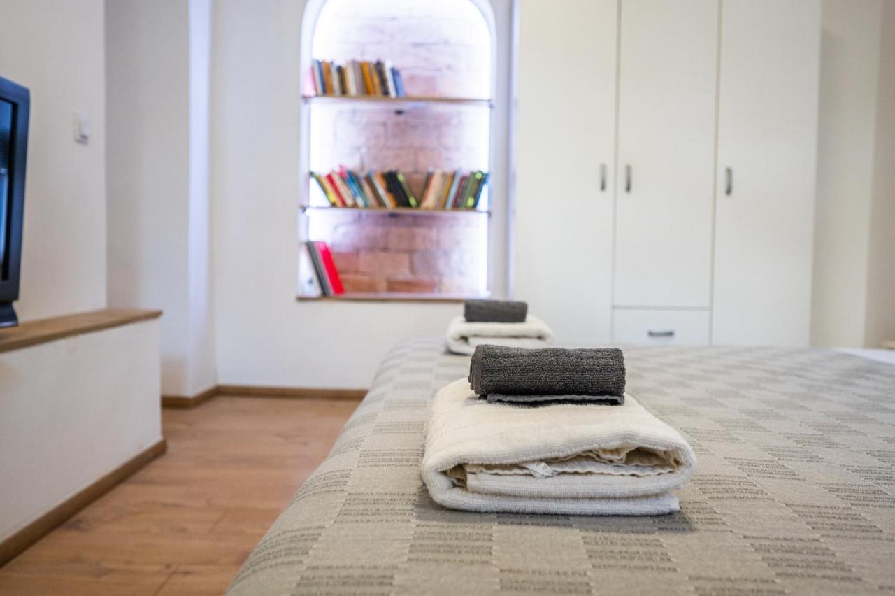 Spacious And Bright 2Bdr Apartment In The Old Town サラエヴォ エクステリア 写真